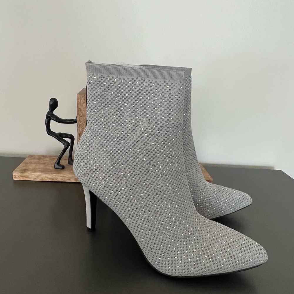 Mia Mercy Boot - Picture 10 of 11